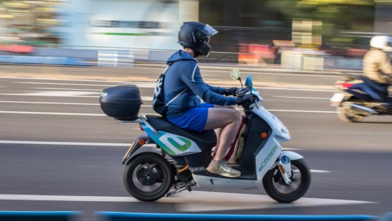 Paano ang RFID Technology Enhances Electric Motorcycle Management